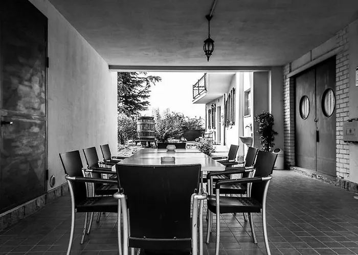 La Vecchia Cantina
